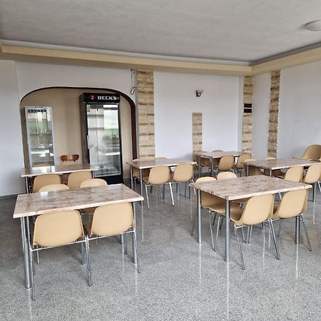 Motel Mesterul Manole Curtea de Argeş エクステリア 写真