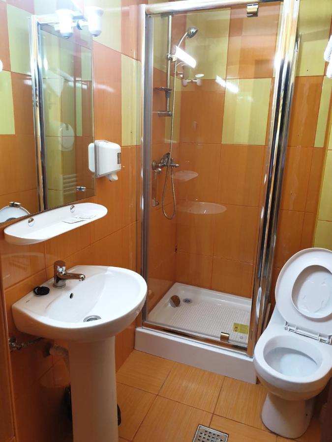 Motel Mesterul Manole Curtea de Argeş エクステリア 写真